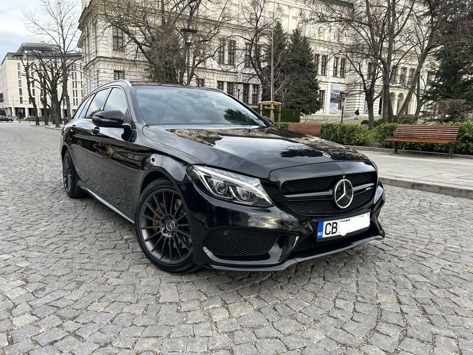 Mercedes-Benz C 250 AMG LINE