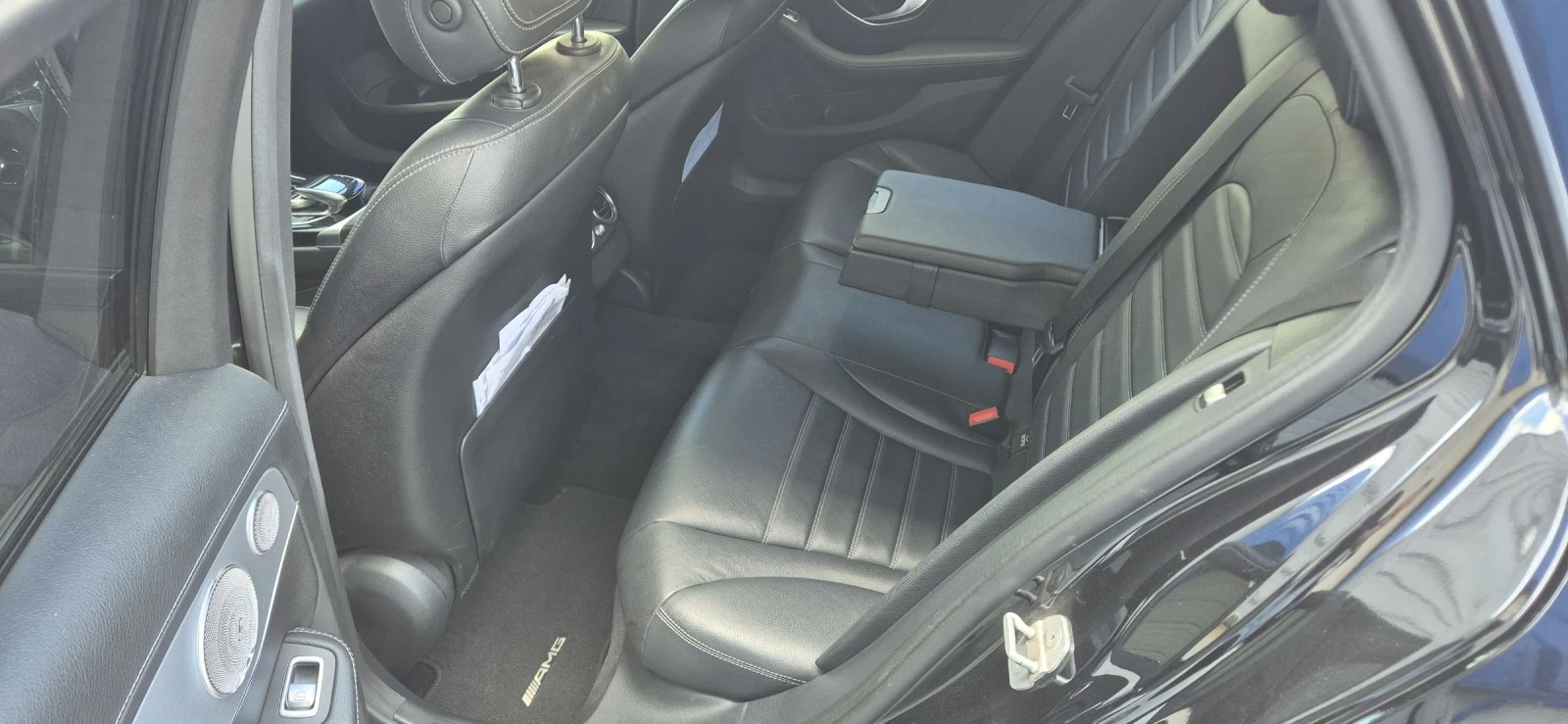 Mercedes-Benz C 250 AMG LINE, снимка 8 - Автомобили и джипове - 54436722