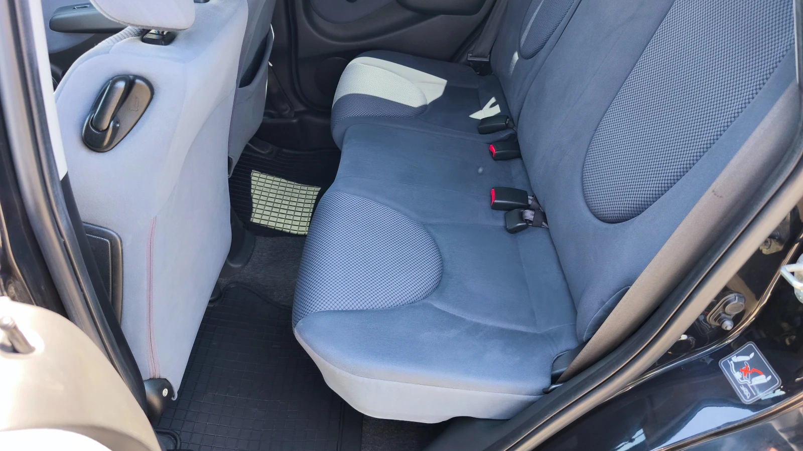 Honda Jazz, снимка 11 - Автомобили и джипове - 54737444
