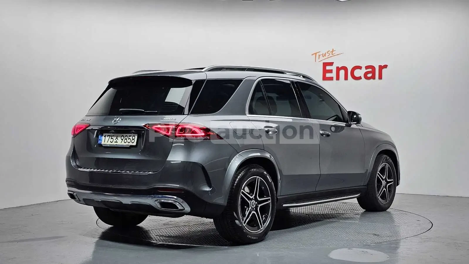 Mercedes-Benz GLE 450 4MATIC AMG| BURMASTER| 360| HUD| ВКЛ.ТЕХНОТЕСТ, снимка 2 - Автомобили и джипове - 54945831