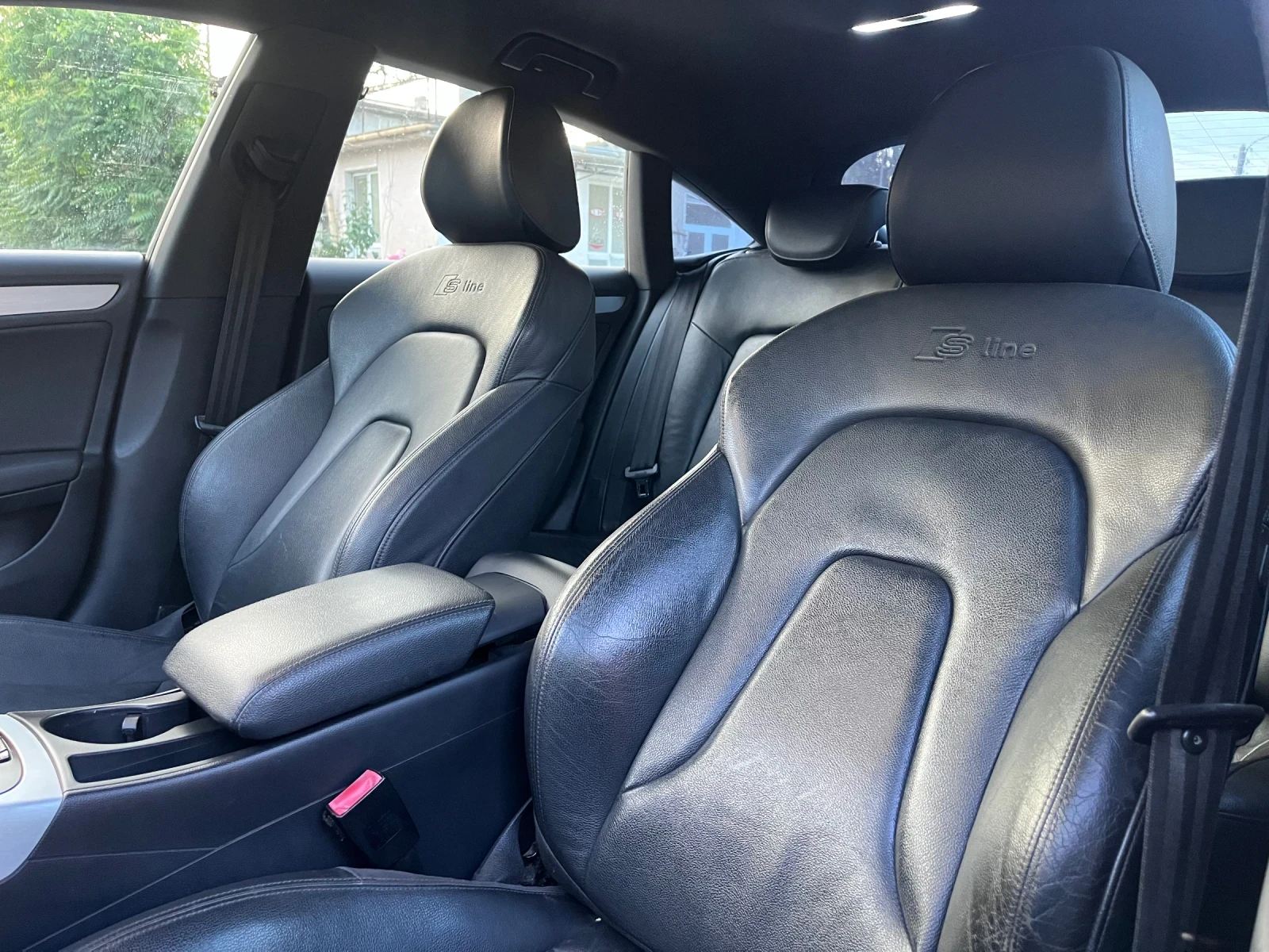 Audi A5 3.0TDI Sline QUATTRO, снимка 14 - Автомобили и джипове - 54948513
