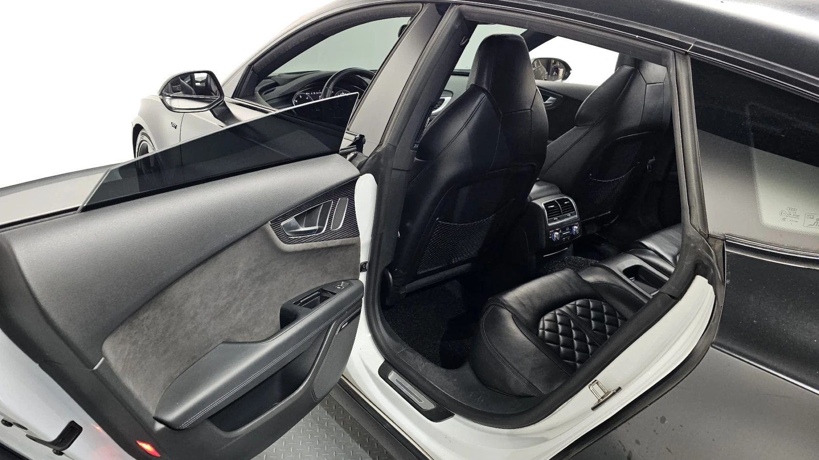 Audi A7 S-LINE* MATRIX* BOSE* WRAP* DIS* КРАЙНА ЦЕНА, снимка 14 - Автомобили и джипове - 55194642