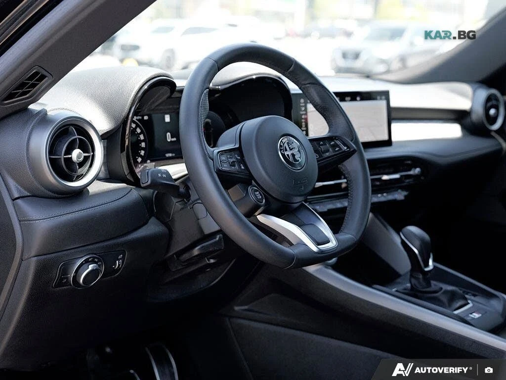 Alfa Romeo Tonale Veloce* АвтоКредит* (ЦЕНА ДО БГ), снимка 8 - Автомобили и джипове - 55222544