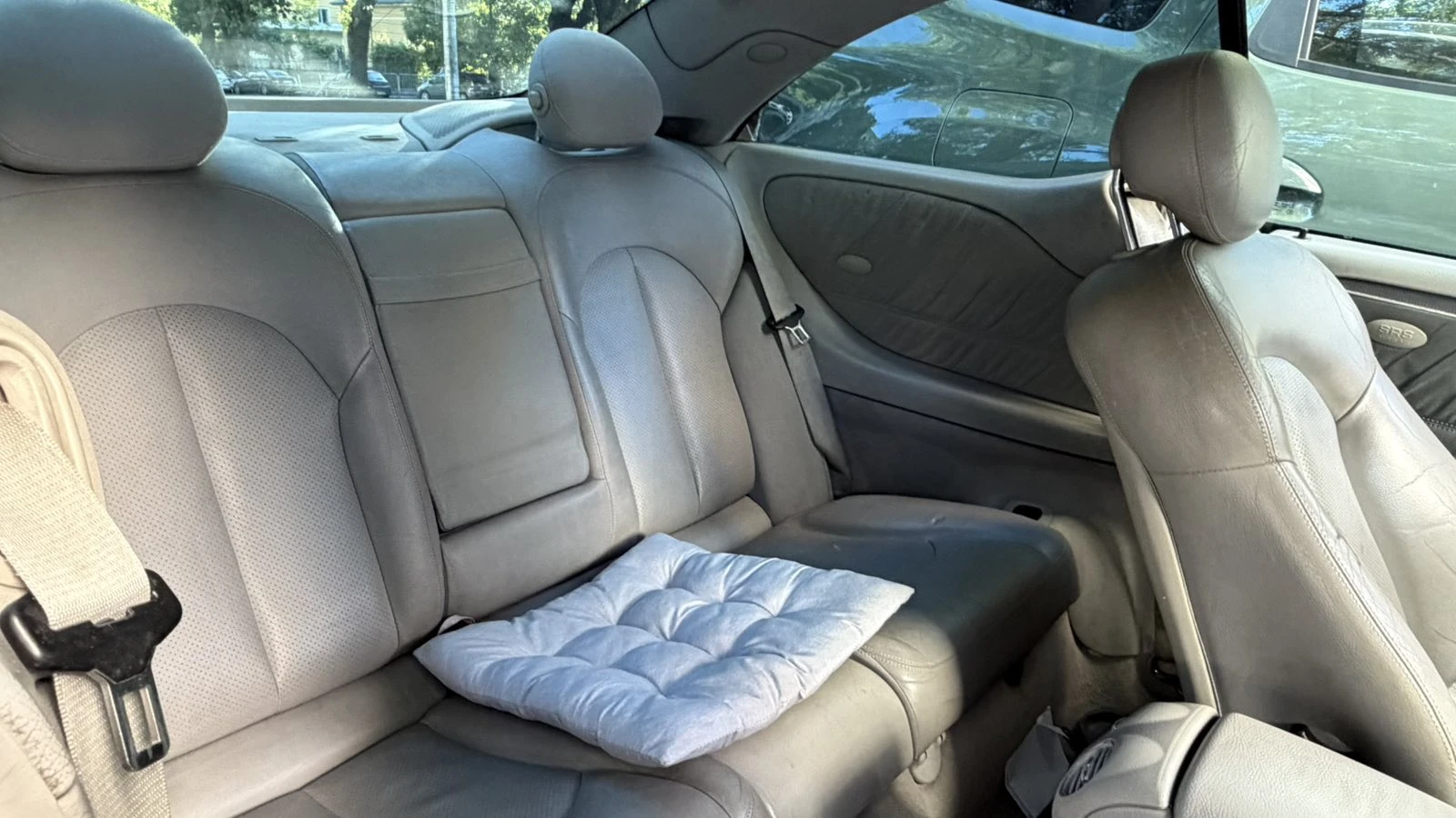 Mercedes-Benz CLK 1.8 Бензин, снимка 5 - Автомобили и джипове - 55334482