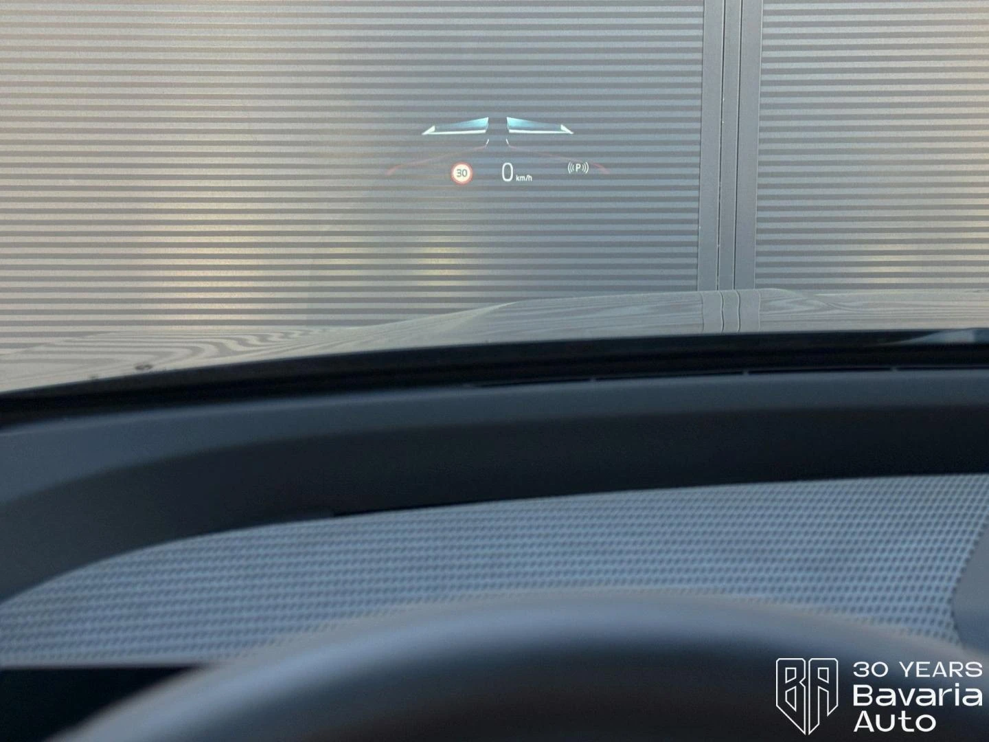 BMW iX M60 xDrive M Sport Paket, снимка 15 - Автомобили и джипове - 55428387