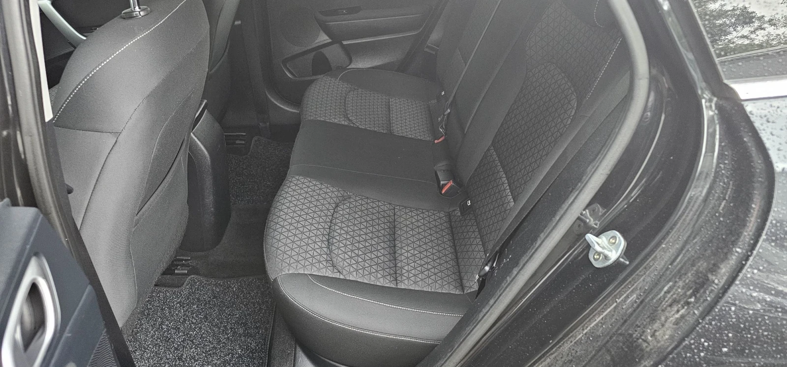 Kia Ceed 1.6CRDI  KAMERA , снимка 12 - Автомобили и джипове - 55440918
