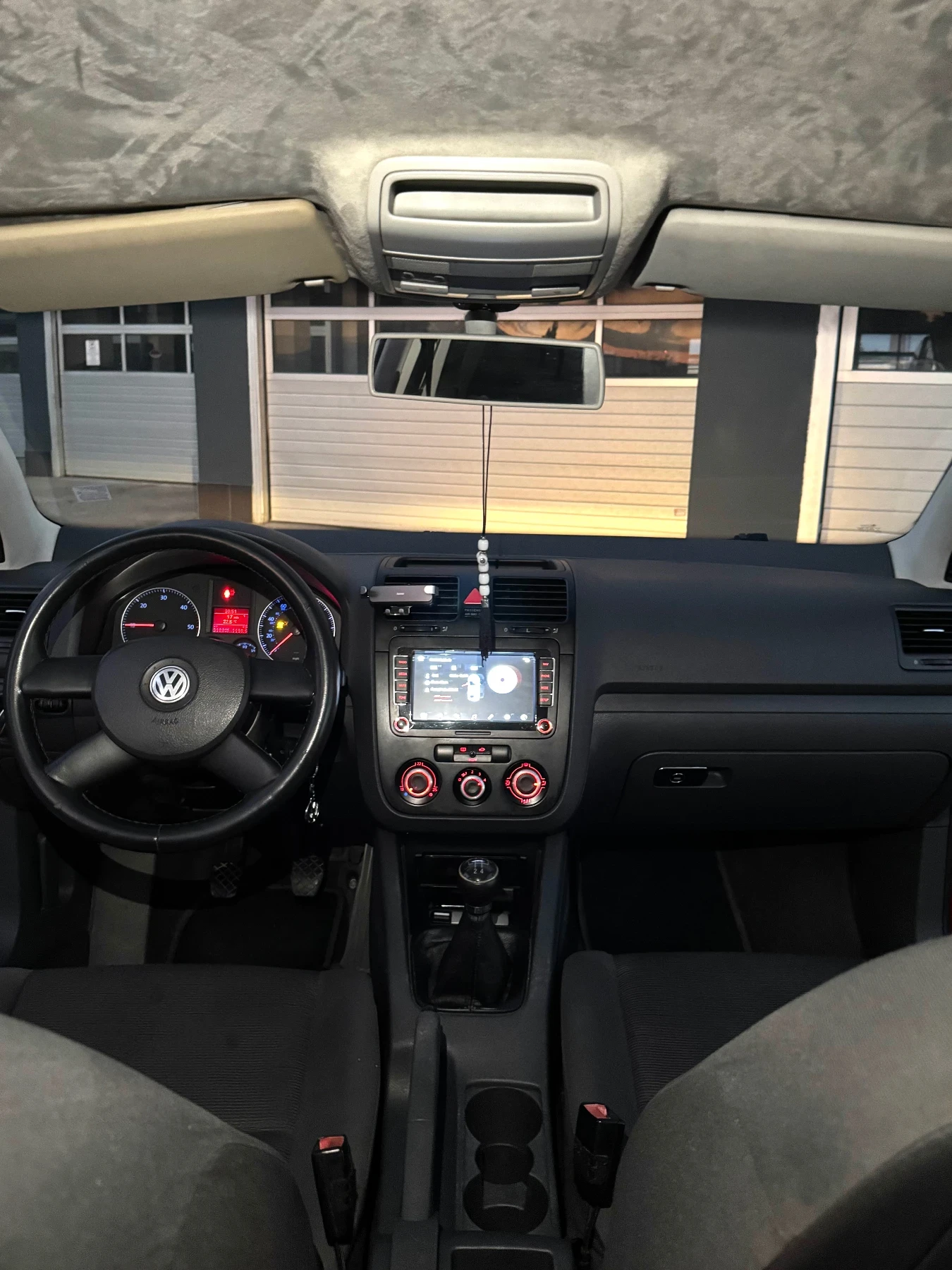 VW Golf 1.9TDI, снимка 11 - Автомобили и джипове - 55619677