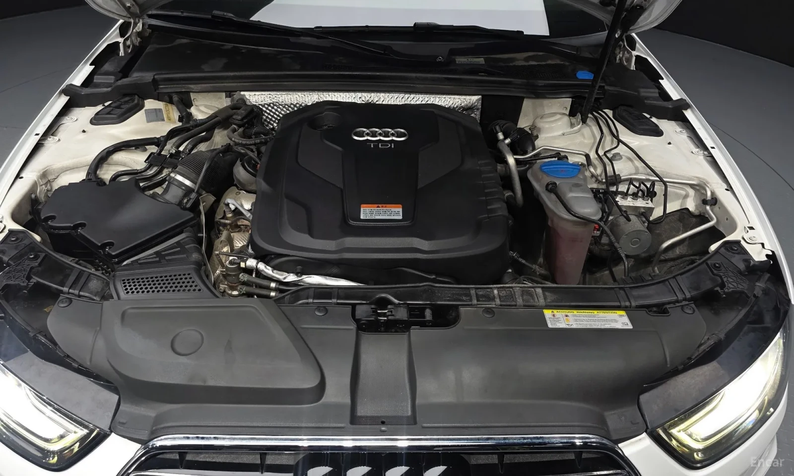 Audi A4 B8.5* UNIKAT* TOP CENA* PROVERKA NA MQSTO, снимка 6 - Автомобили и джипове - 55655165
