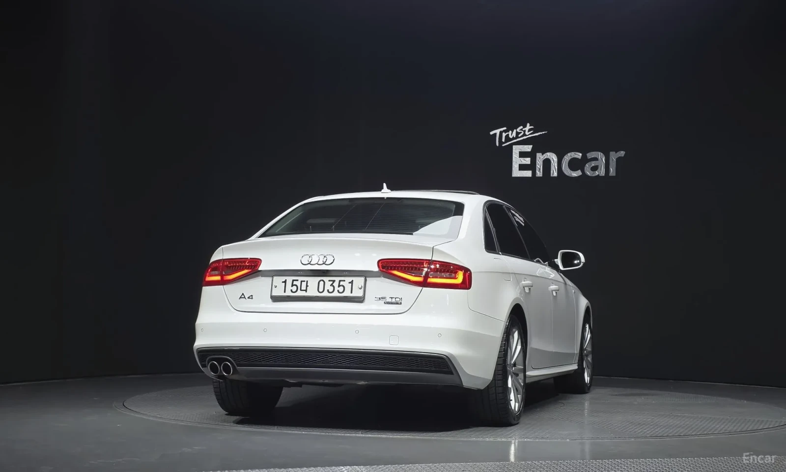 Audi A4 B8.5* UNIKAT* TOP CENA* PROVERKA NA MQSTO, снимка 4 - Автомобили и джипове - 55655165