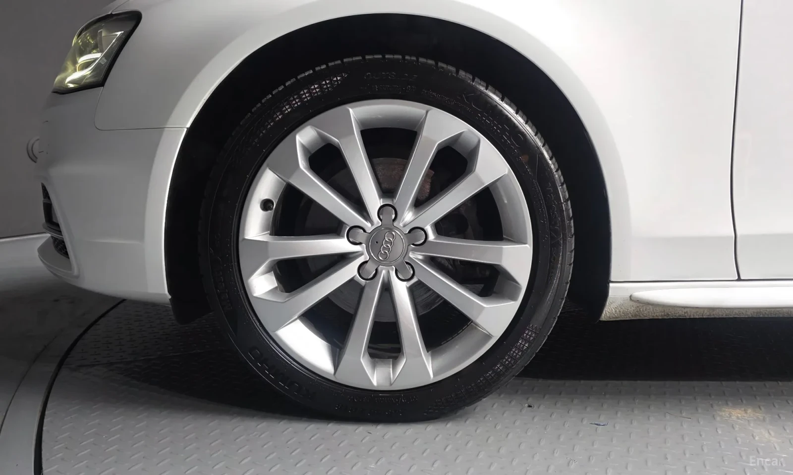 Audi A4 B8.5* UNIKAT* TOP CENA* PROVERKA NA MQSTO, снимка 5 - Автомобили и джипове - 55655165
