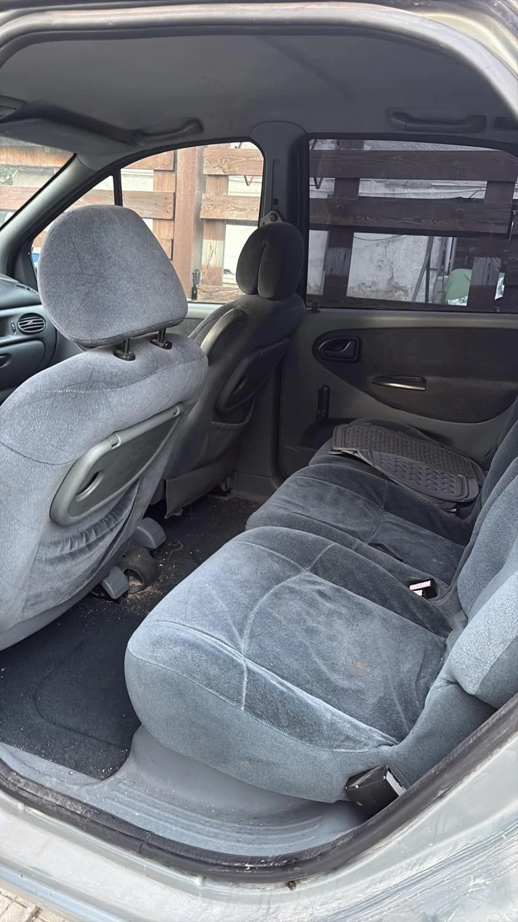 Renault Scenic 1, снимка 7 - Автомобили и джипове - 55849540