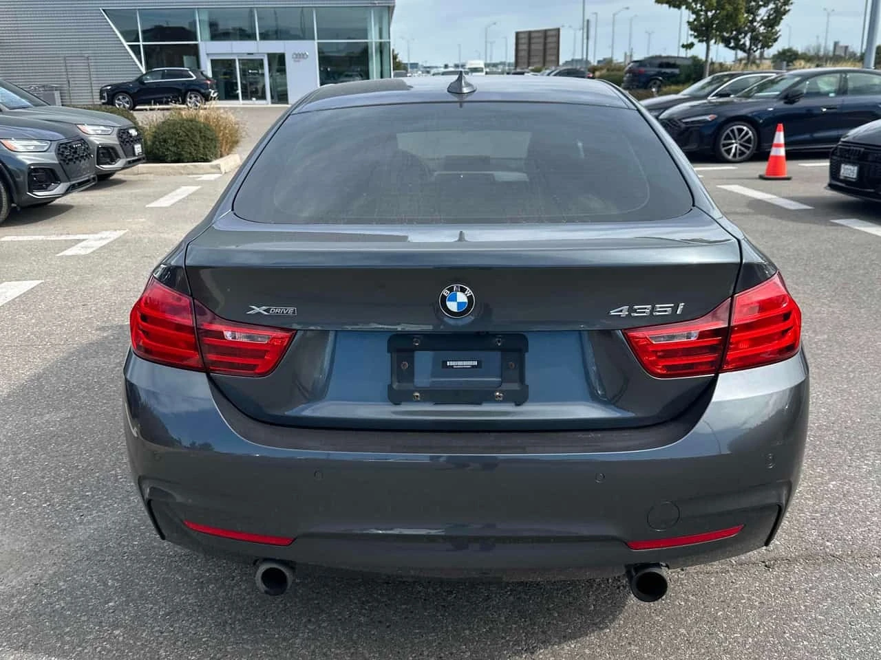 BMW 435 * 435i xDrive * АВТОКРЕДИТ БЕЗ ПЪРВОНАЧАЛНА ВНОСКА, снимка 4 - Автомобили и джипове - 56250889