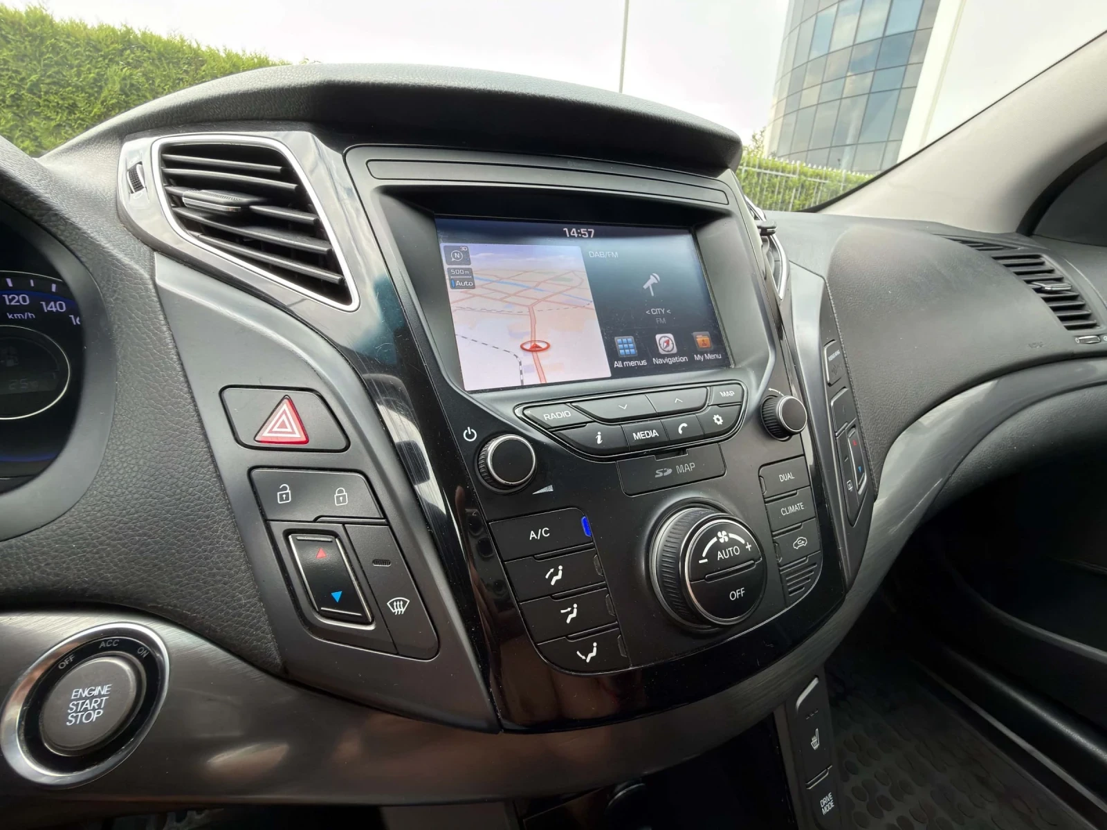 Hyundai I40, снимка 4 - Автомобили и джипове - 56367649