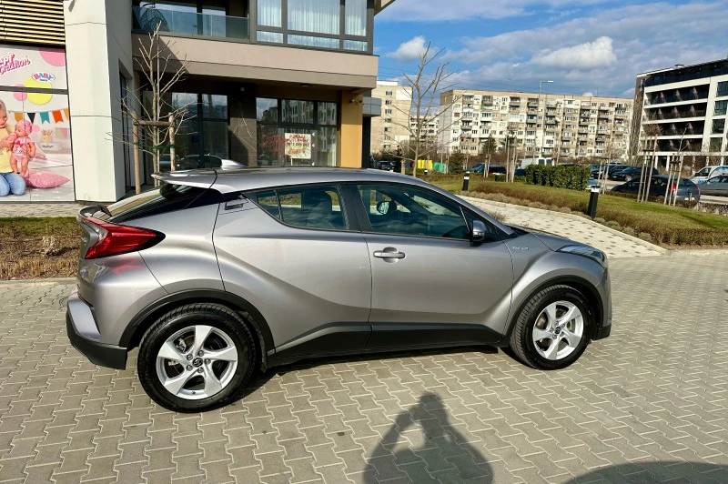 Toyota C-HR, снимка 4 - Автомобили и джипове - 47088760