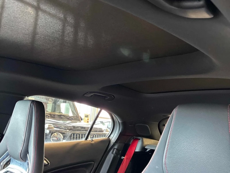 Mercedes-Benz GLA * AMG 45 * CARFAX * БЕЗ ПЪРВОНАЧАЛНА ВНОСКА, снимка 16 - Автомобили и джипове - 53180785