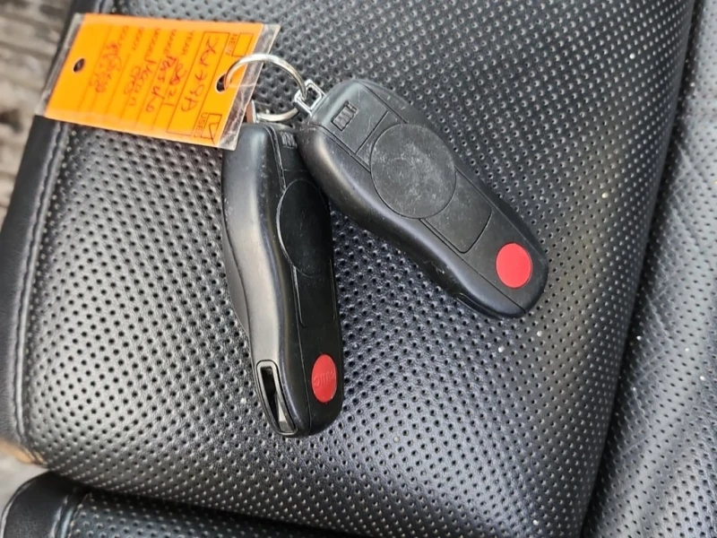 Porsche Macan * GTS * CARFAX * DISTRONIC * ОБДУХВАНЕ* , снимка 8 - Автомобили и джипове - 53330870