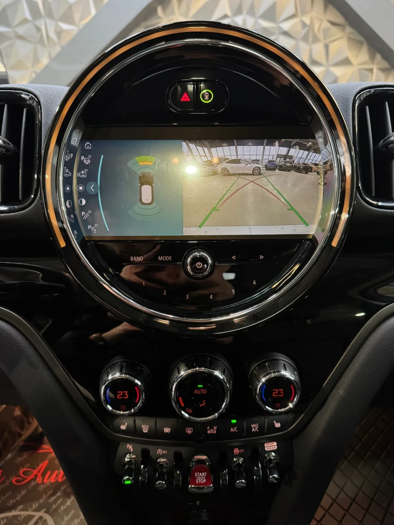Mini Countryman S 4X4 * HARMAN/KARDON* HEAD UP* ПАНОРАМА* КАМЕРА, снимка 9 - Автомобили и джипове - 53444764