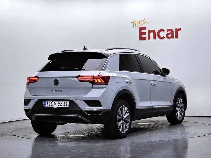VW T-Roc Style, снимка 2 - Автомобили и джипове - 55351537