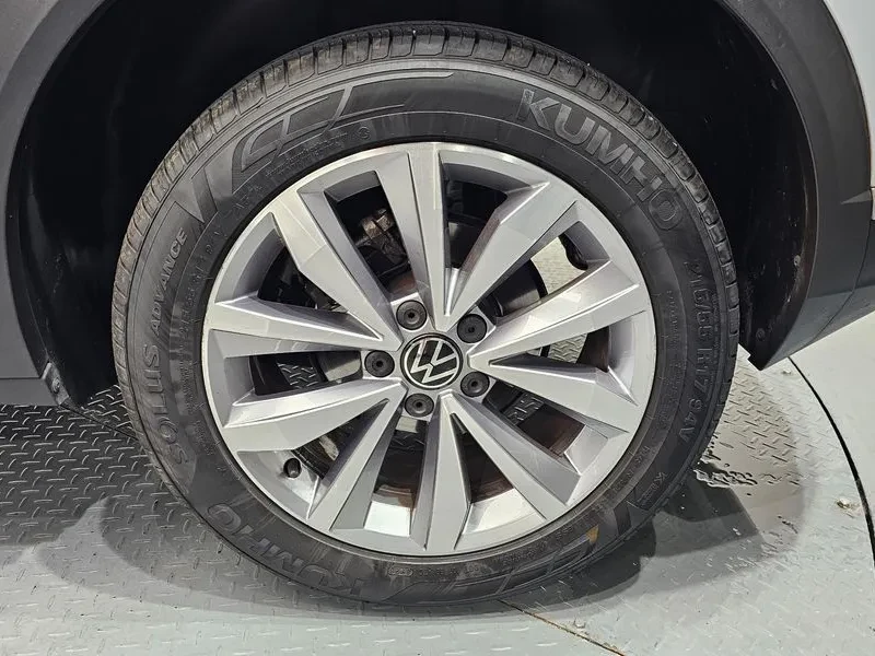 VW T-Roc Style, снимка 5 - Автомобили и джипове - 55351537