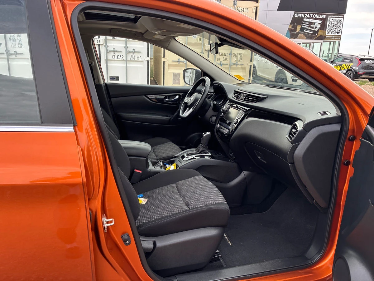 Nissan Qashqai * AWD CVT* * АВТОКРЕДИТ* * ЦЕНА ДО БЪЛГАРИЯ*  - изображение 9