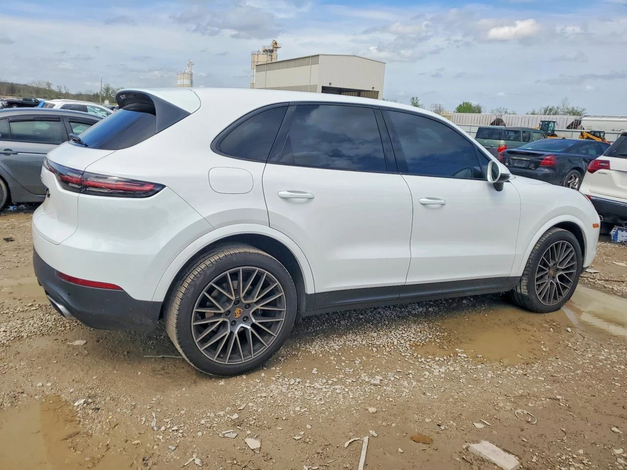 Porsche Cayenne 3.0l, снимка 3 - Автомобили и джипове - 54416404