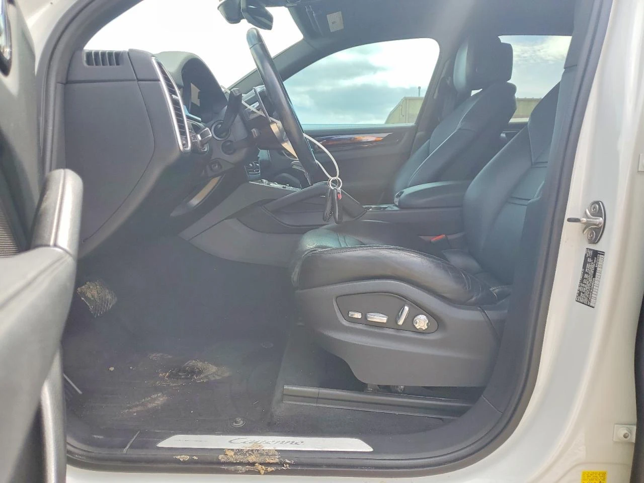 Porsche Cayenne 3.0l, снимка 7 - Автомобили и джипове - 54416404
