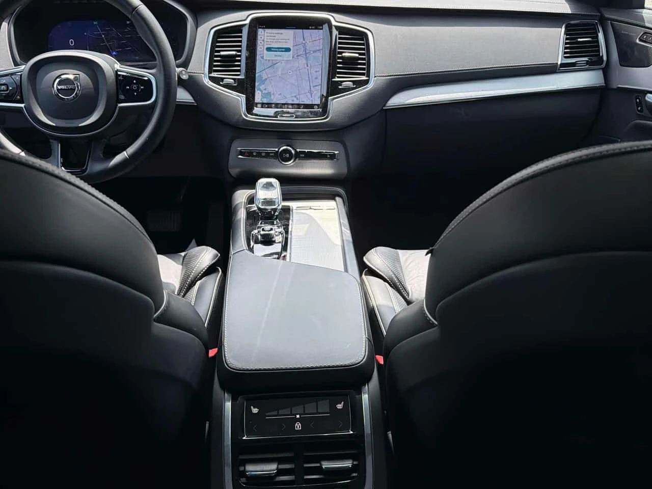 Volvo Xc90 Ultimate Dark Theme | CARFAX | БЕЗ ПЪРВОНАЧАЛНА , снимка 13 - Автомобили и джипове - 55179818