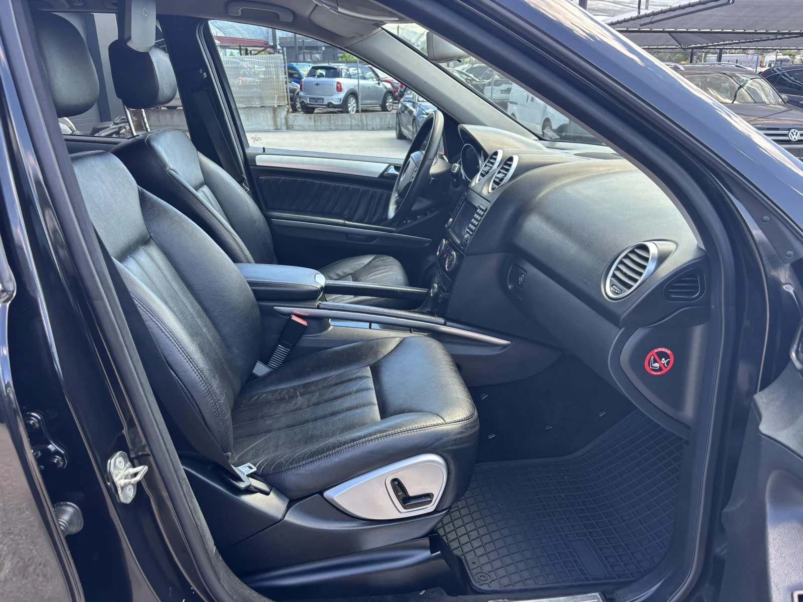 Mercedes-Benz ML 320 CDI, снимка 8 - Автомобили и джипове - 55238987