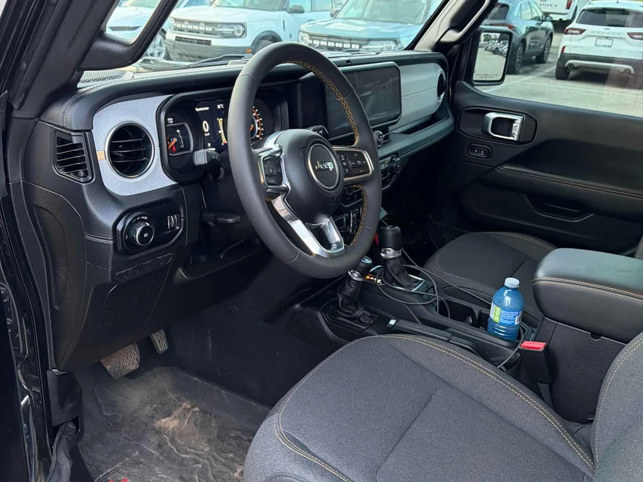 Jeep Wrangler * Sahara * CARFAX * ЦЕНА ДО БГ, снимка 6 - Автомобили и джипове - 55268633