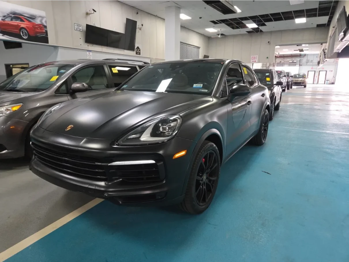 Porsche Cayenne  Porsche Cayenne Coupe
