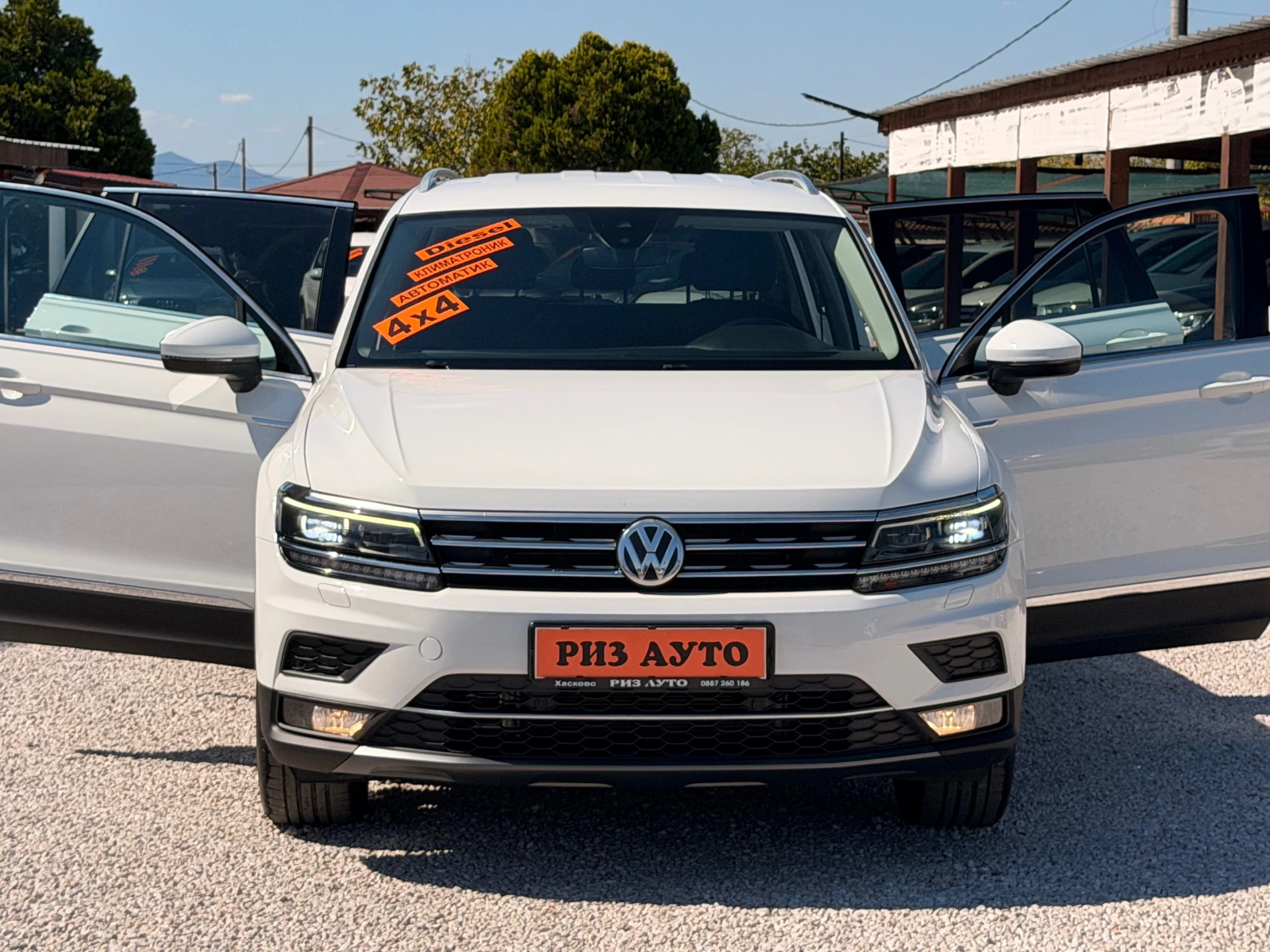 VW Tiguan Allspace 2.0TDI* NAVI* KEYLESS* 100%km* AVTOMAT* 190ks* LIZ, снимка 2 - Автомобили и джипове - 56119500