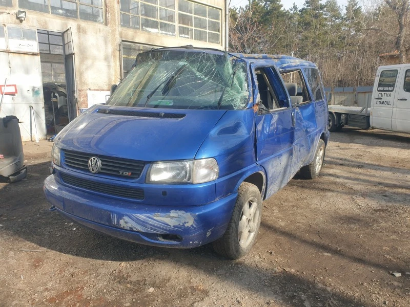 VW T4 2.5 тди 151 коня, снимка 1 - Бусове и автобуси - 43801129