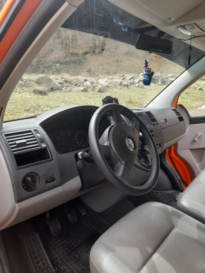 VW T5, снимка 6 - Бусове и автобуси - 49592995