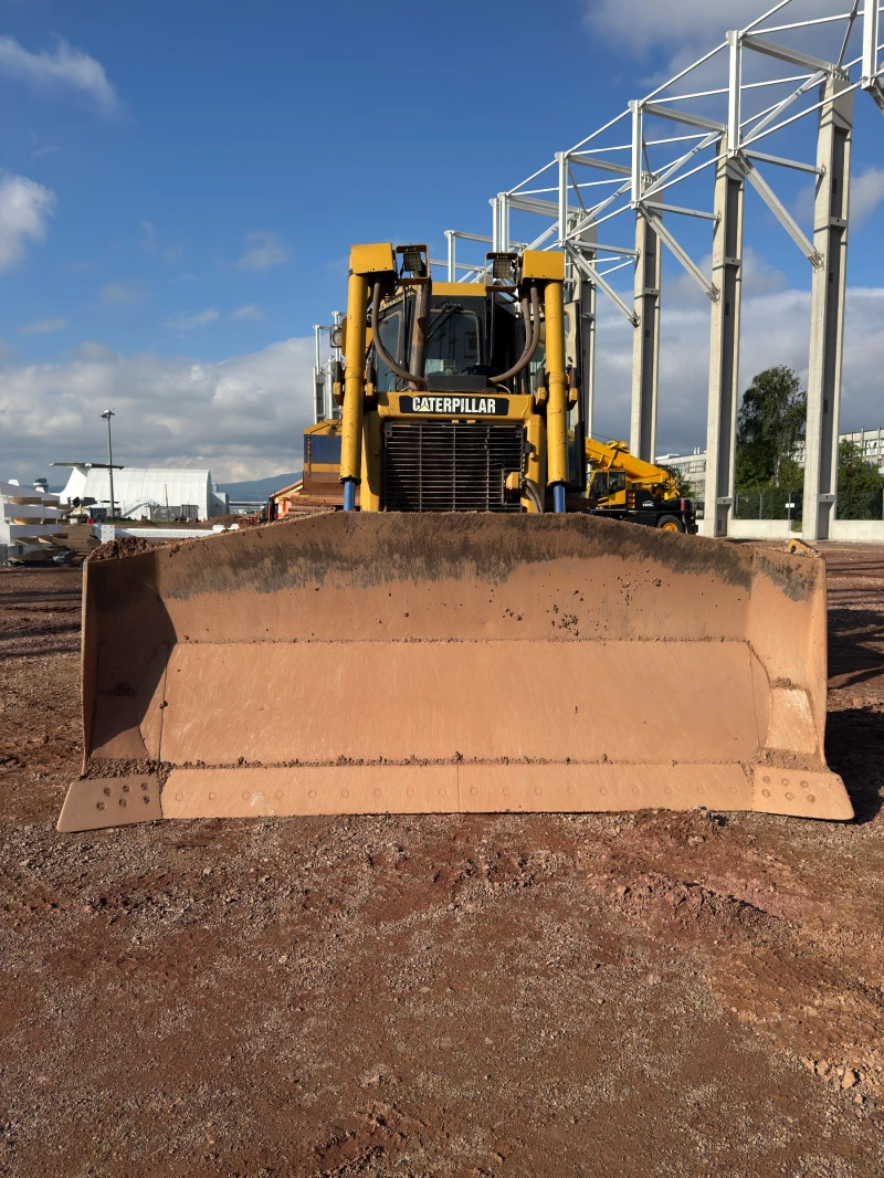 Булдозер Cat D6T 