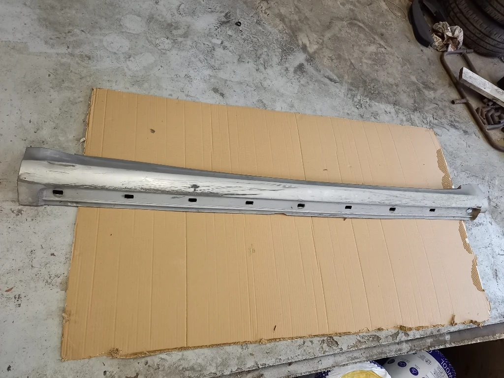      180 W169  | Mobile.bg   1