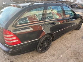 Mercedes-Benz C 320 Газ, без прехвърляне, в движение, за части, снимка 8