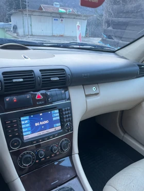 Mercedes-Benz C 320 Газ, без прехвърляне, в движение, за части, снимка 13