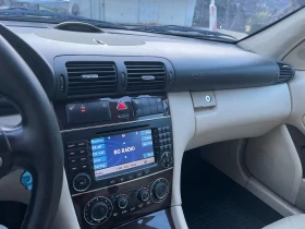 Mercedes-Benz C 320 Газ, без прехвърляне, в движение, за части, снимка 15