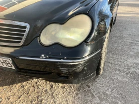 Mercedes-Benz C 320 Газ, без прехвърляне, в движение, за части, снимка 2