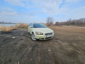  Volvo S40