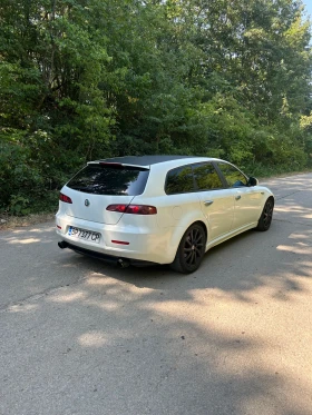 Alfa Romeo 159 sportwagon 1.9JTDm Sport Tourismo | Mobile.bg    4