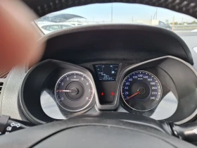 Hyundai Ix20 1.6i  | Mobile.bg    13