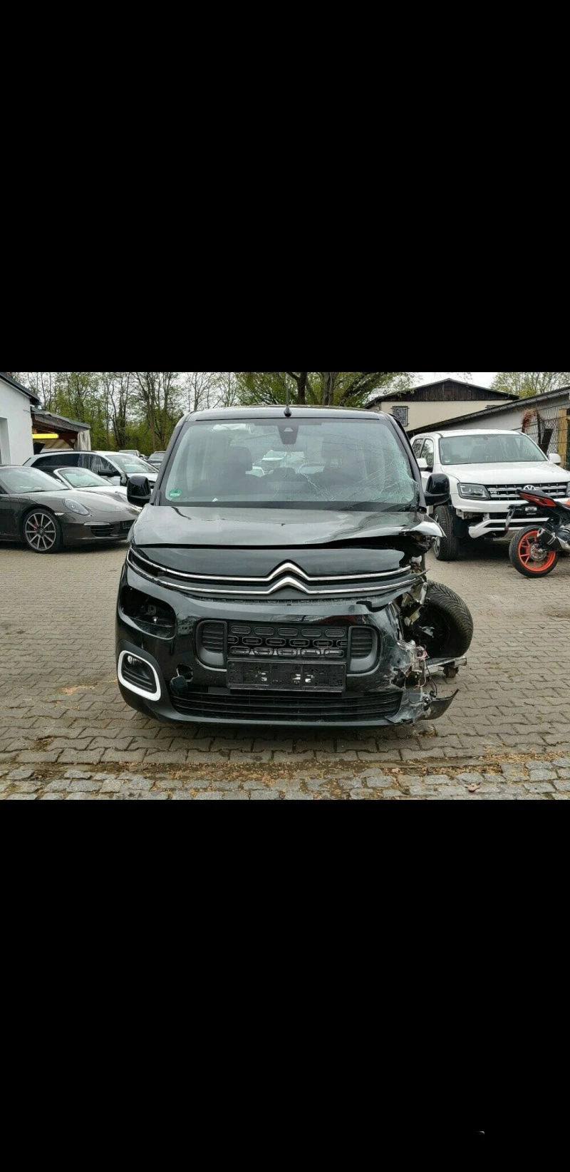 Citroen Berlingo 1.2 турбо, снимка 1 - Автомобили и джипове - 42033401