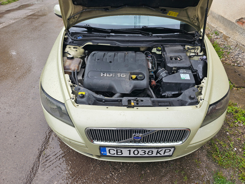 Volvo S40 6 скорости, снимка 10 - Автомобили и джипове - 45769337