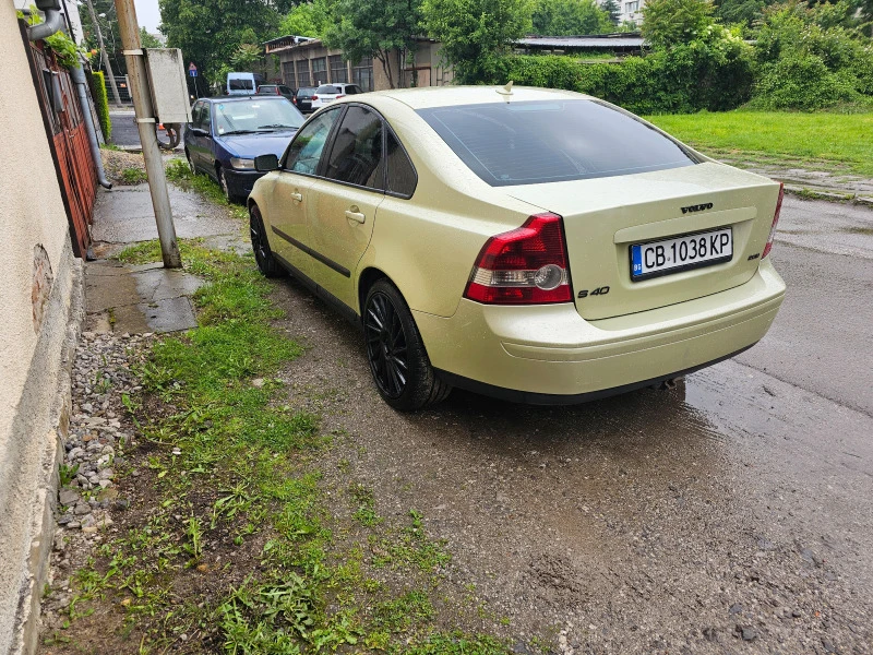 Volvo S40 6 скорости, снимка 13 - Автомобили и джипове - 47062598