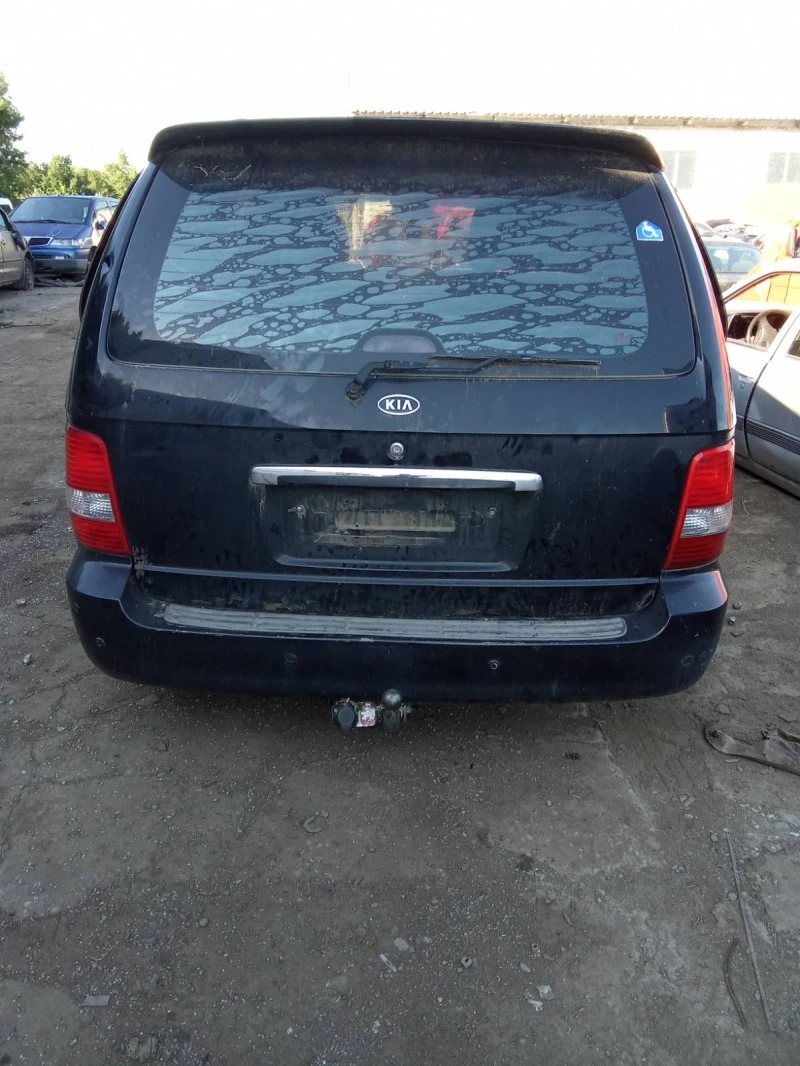 Kia Carnival, снимка 2 - Автомобили и джипове - 46330974