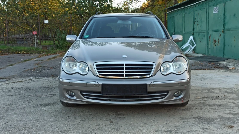 Mercedes-Benz C 230 i-automatic, снимка 2 - Автомобили и джипове - 47654676