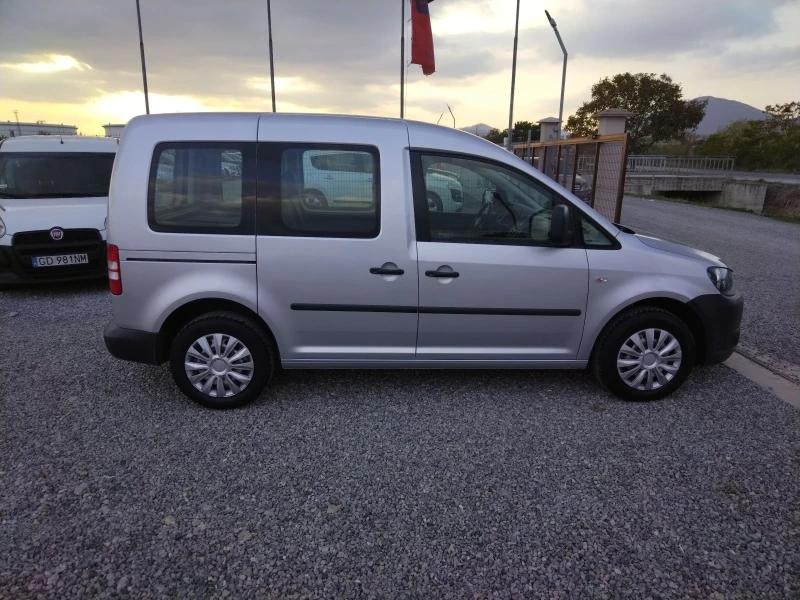 VW Caddy, снимка 2 - Автомобили и джипове - 47768001