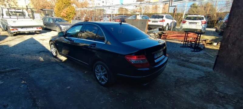 Mercedes-Benz C 220, снимка 7 - Автомобили и джипове - 48602134