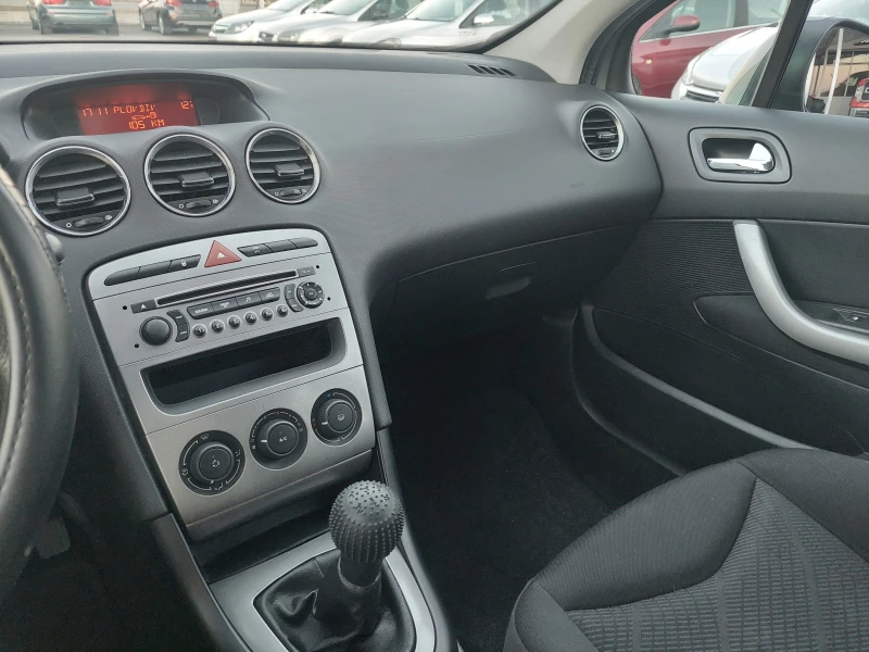 Peugeot 308 1.6HDI, снимка 13 - Автомобили и джипове - 49379755